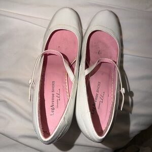 Leg Avenue Women's White and Pink Mary Jane Heels